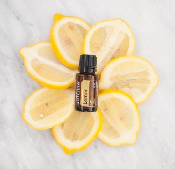 óleo essencial limão doterra