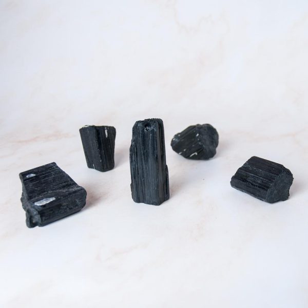 Turmalina negra pequena